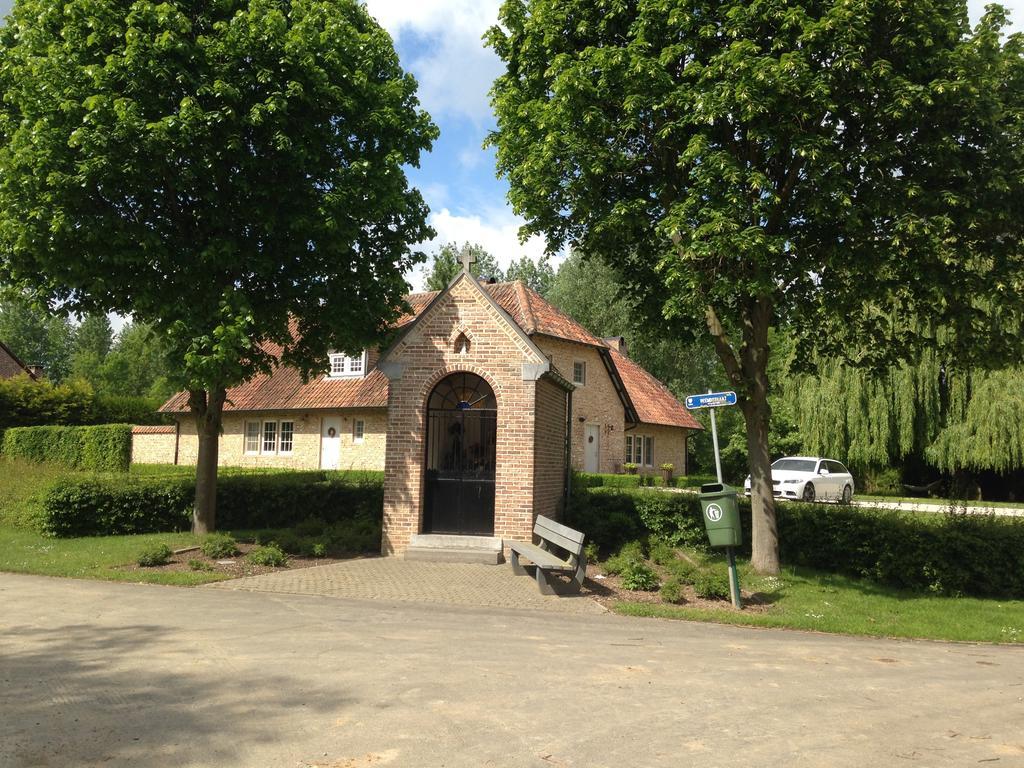 B&B De Henehoeve Heks Eksteriør bilde